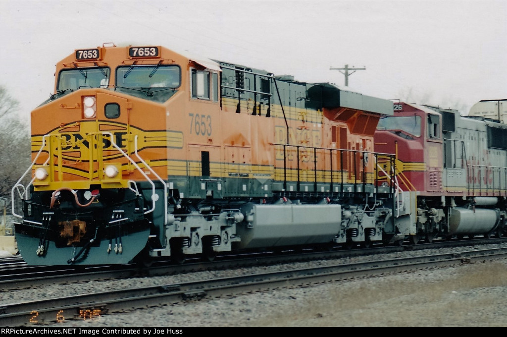 BNSF 7653 West